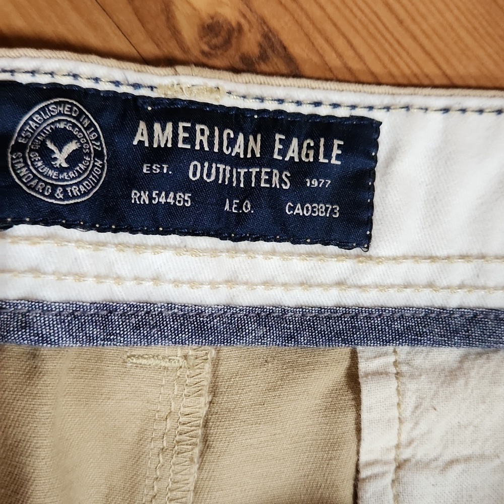 American Eagle Outfitters Relaxed Straight Khakis - Picture 3 of 7